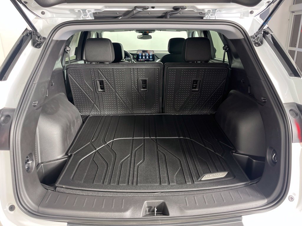 New 2026 Chevrolet Blazer LT w/ LPO, Floor Liner Package FWD image 20