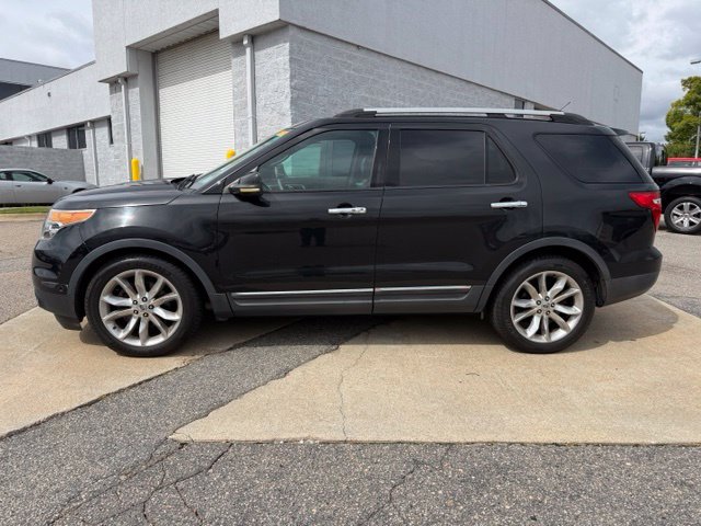 Used 2011 Ford Explorer Limited w/ 302A Rapid Spec Order Code FWD image 18