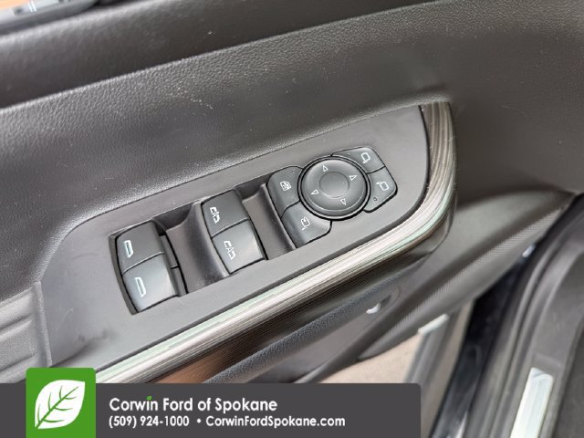 Used 2020 GMC Acadia SLT w/ Premium Package AWD/4WD image 23