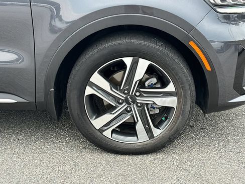 Certified 2023 Kia Sorento SX Prestige AWD/4WD image 12