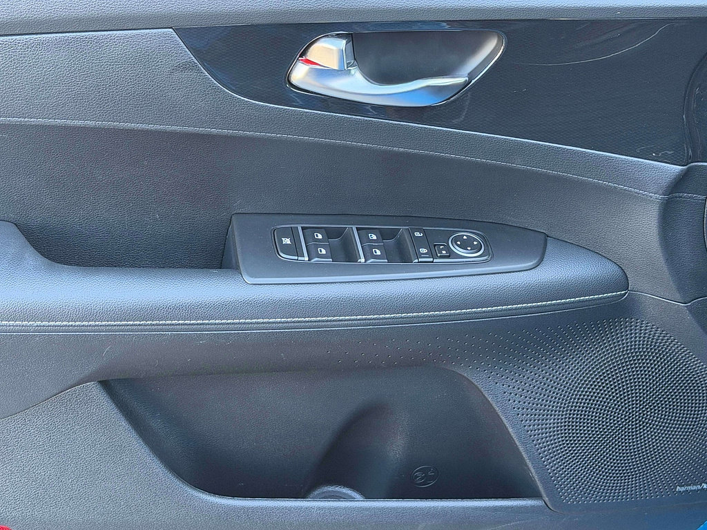 Used 2024 Kia Forte GT-Line w/ GT-Line Premium Package FWD image 21