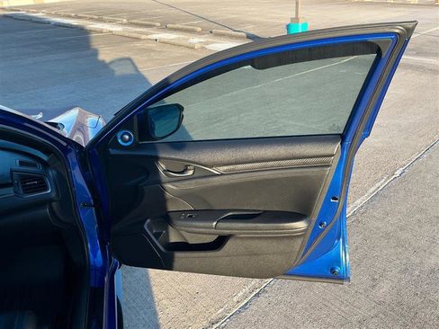 Used 2018 Honda Civic Sport Touring image 38