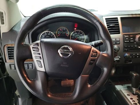 Used 2015 Nissan Armada Platinum image 36