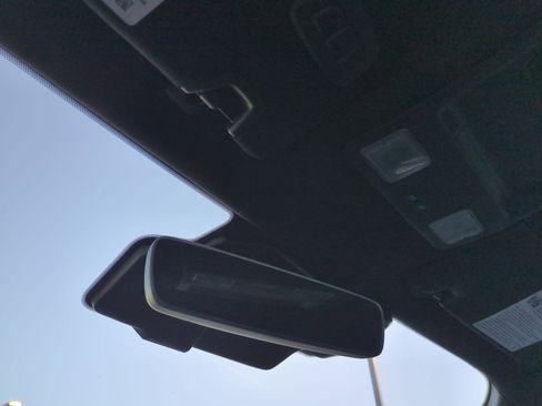 Used 2025 Ford Mustang GT Premium image 25