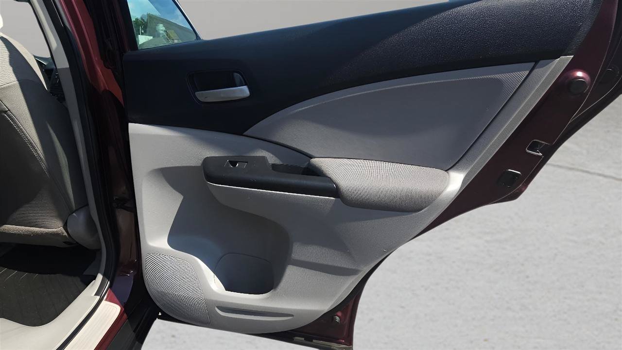 Used 2014 Honda CR-V LX image 25