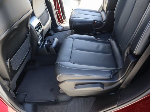 New 2025 Jeep Grand Cherokee L Overland w/ Luxury Tech Group IV image 13