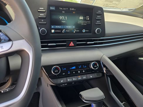 New 2026 Hyundai Elantra SEL Sport Premium FWD image 11