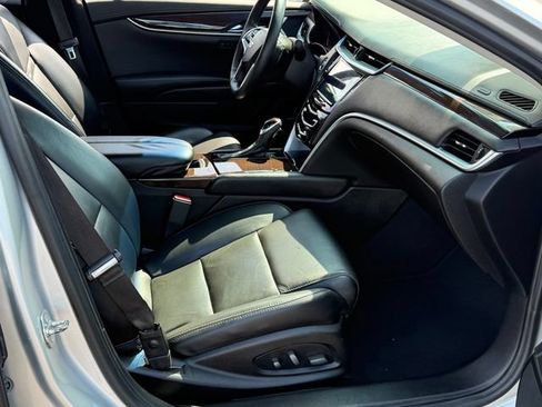 Used 2017 Cadillac XTS Luxury FWD image 25