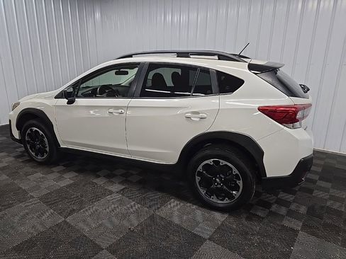 Used 2023 Subaru Crosstrek 2.0i image 4