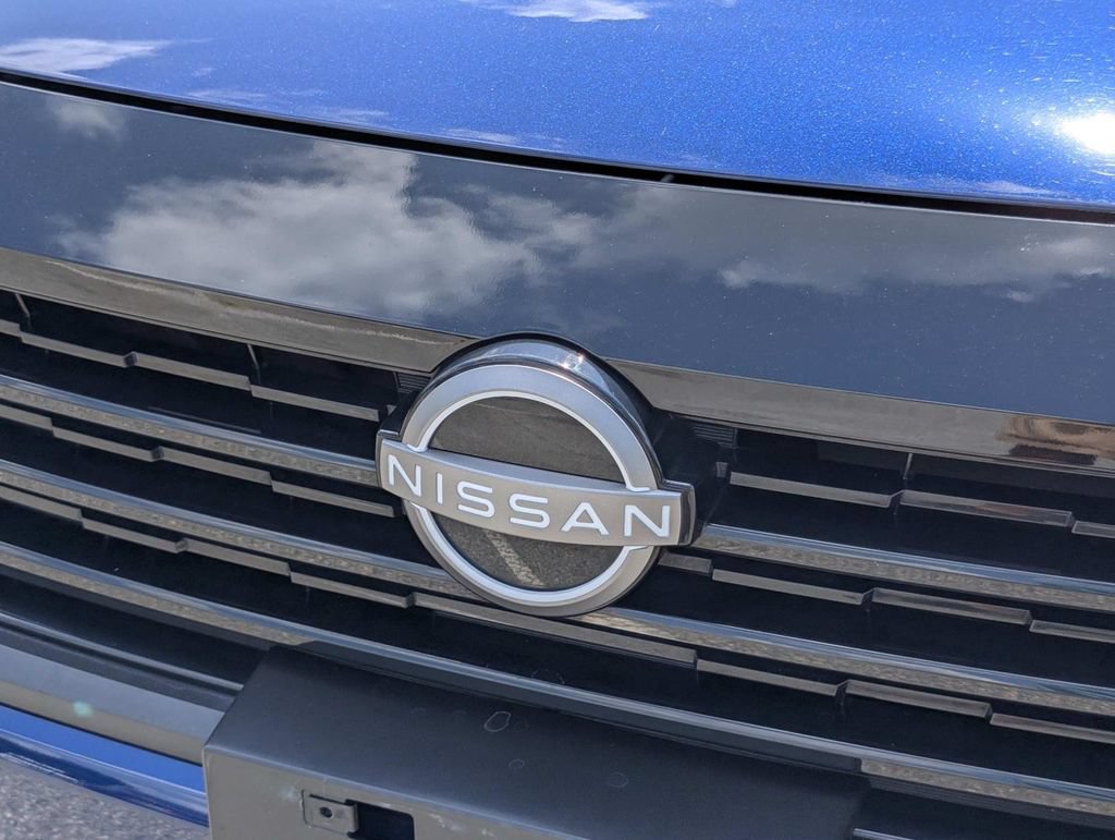 Used 2025 Nissan Kicks S FWD image 5