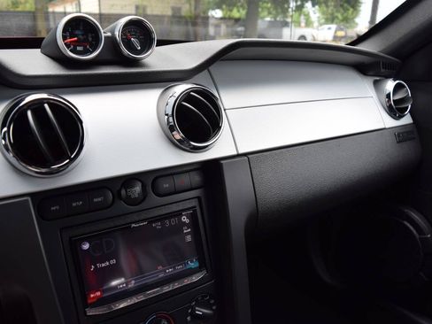 Used 2007 Ford Mustang GT Premium RWD image 38