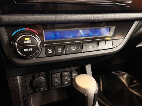 Used 2014 Toyota Corolla S Premium w/ Driver Convenience Package image 22