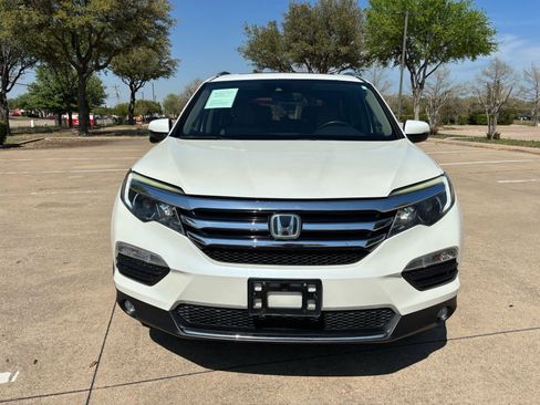 Used 2016 Honda Pilot Touring image 2