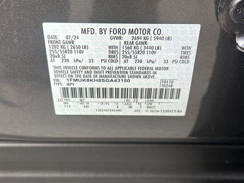 Used 2025 Ford Explorer ST-Line image 31