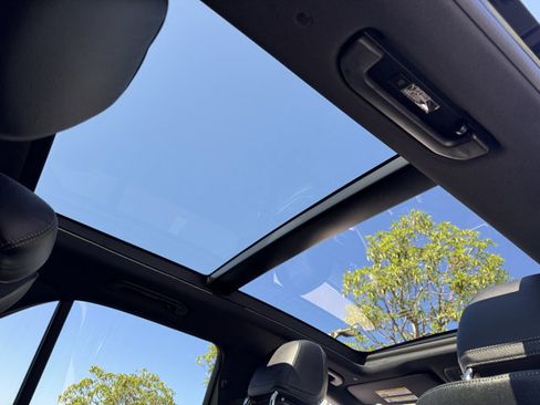 New 2026 Mercedes-Benz GLE 450 4MATIC image 3