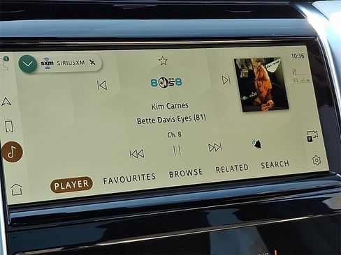 Used 2023 Land Rover Discovery Sport SE R-Dynamic image 19