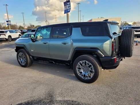 Used 2024 GMC Hummer EV 3X image 12