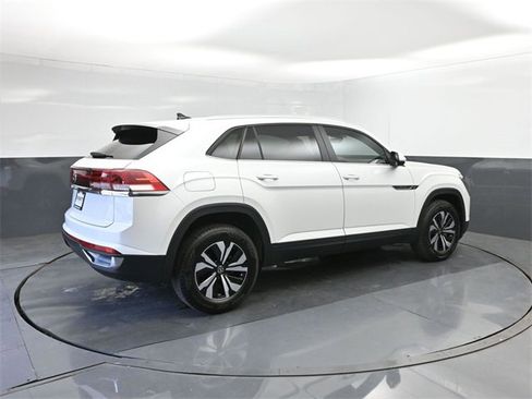 New 2026 Volkswagen Atlas Cross Sport SE image 15