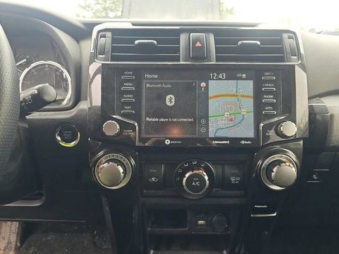 Used 2021 Toyota 4Runner TRD Off-Road Premium w/ Moonroof Package AWD/4WD image 51