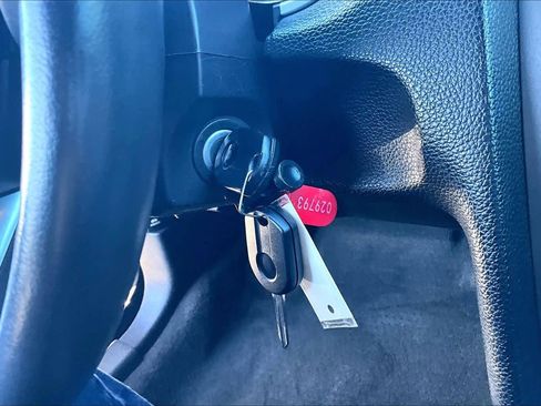 Used 2013 Ford Mustang GT Premium image 13