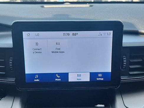 Used 2023 Ford Explorer XLT RWD image 39