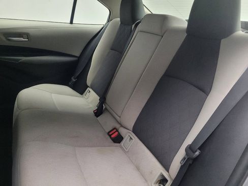 Used 2020 Toyota Corolla LE FWD image 18