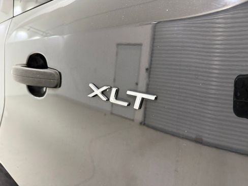 Used 2021 Ford Transit 350 XLT image 7