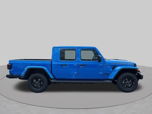 Used 2025 Jeep Gladiator Sport AWD/4WD image 27