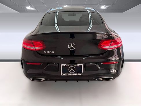Used 2018 Mercedes-Benz C 300 C 300 image 9