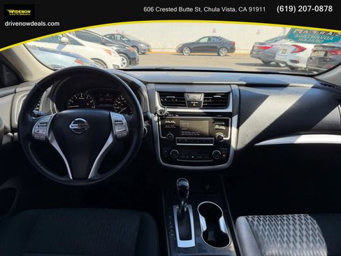 Used 2018 Nissan Altima 2.5 SV image 14