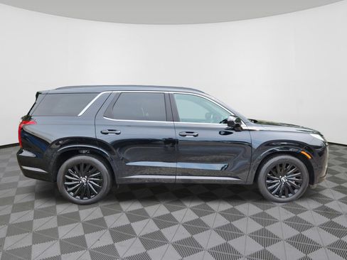 Used 2025 Hyundai Palisade Calligraphy AWD/4WD image 6