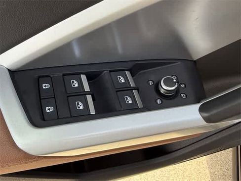 Used 2021 Audi Q3 2.0T Premium Plus w/ Premium Plus Package image 9