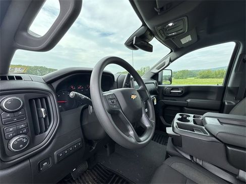 New 2025 Chevrolet Silverado 2500 Custom w/ Custom Value Package image 10