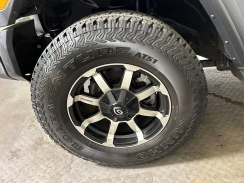 Used 2019 Jeep Wrangler Sport AWD/4WD image 14