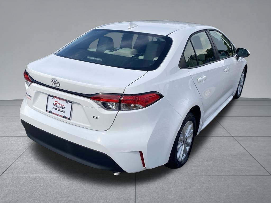 Used 2026 Toyota Corolla LE w/ LE Premium Package FWD image 15