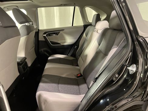 Used 2023 Toyota RAV4 XLE w/ Convenience Package image 25