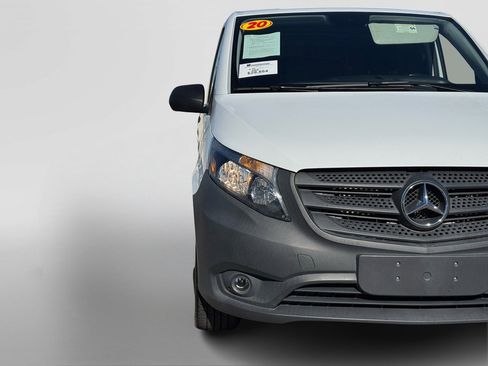 Used 2020 Mercedes-Benz Metris image 11
