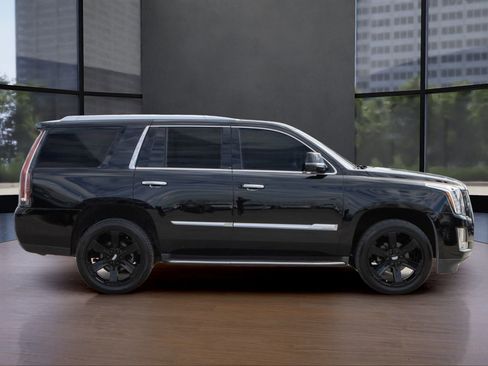 Used 2016 Cadillac Escalade Luxury image 7