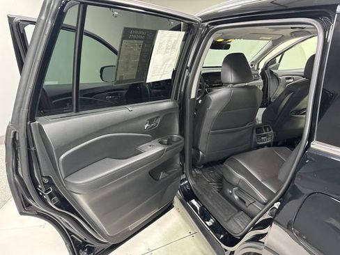 Used 2021 Honda Pilot Touring image 26