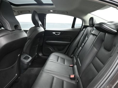 Used 2024 Volvo S60 B5 Plus AWD/4WD image 21