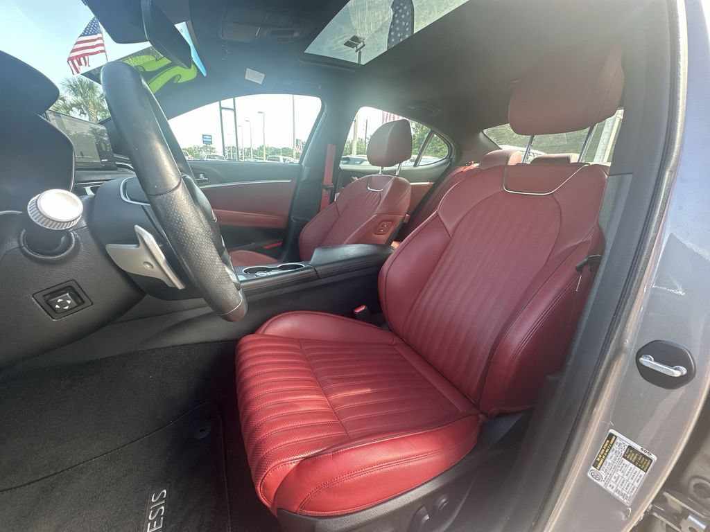 Used 2025 Genesis G70 2.5T w/ Sport Prestige Package RWD image 20