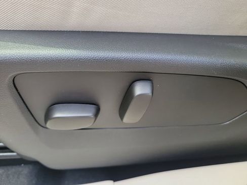 Certified 2023 Buick Envision Avenir FWD image 22