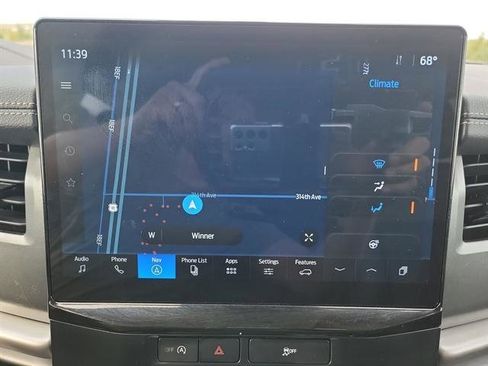 Used 2024 Ford Expedition Max XLT image 18