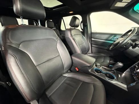 Used 2016 Ford Explorer Sport w/ Equipment Group 401A AWD/4WD image 33