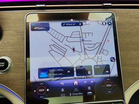 Used 2023 Mercedes-Benz EQS 450+ EQS 450+ Sedan with Active Amb image 17