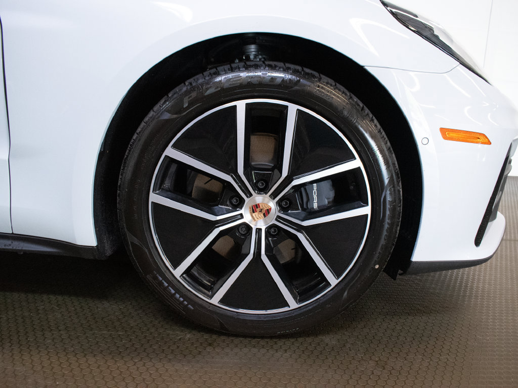 New 2026 Porsche Panamera image 15