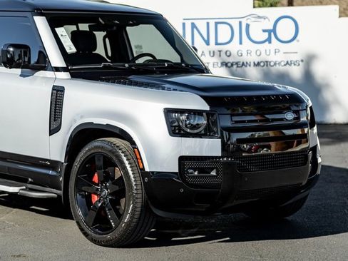 Used 2023 Land Rover Defender 110 X image 5