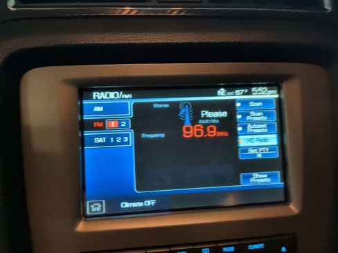 Used 2013 Ford Mustang GT Premium w/ Electronics Pkg RWD image 7