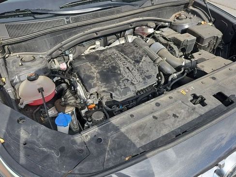 Used 2023 Hyundai Santa Fe Limited image 34