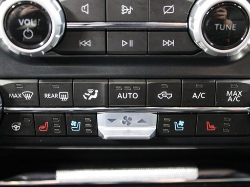 Used 2024 Ford F150 Lariat w/ Equipment Group 502A High AWD/4WD image 71